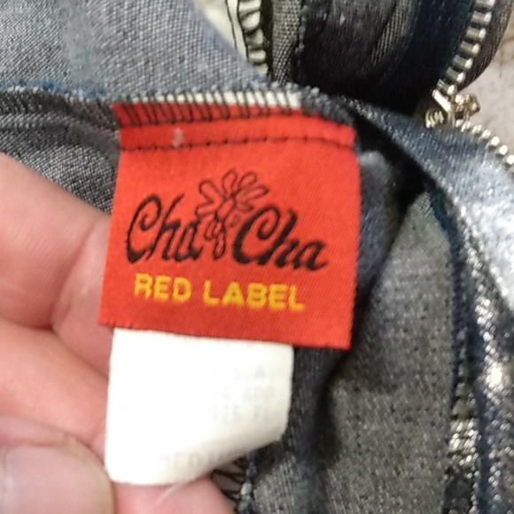 NWT Cha Cha ladies pants . Stretchy denim. Size medium. About a women's 4. - Picture 6 of 8